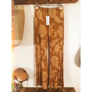 Novella Royale floral knit bell bottoms